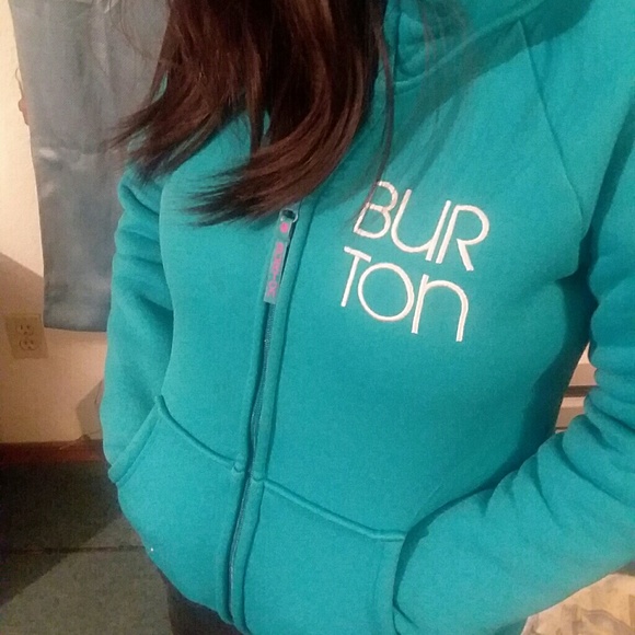 Sweater - Picture 6 of 7